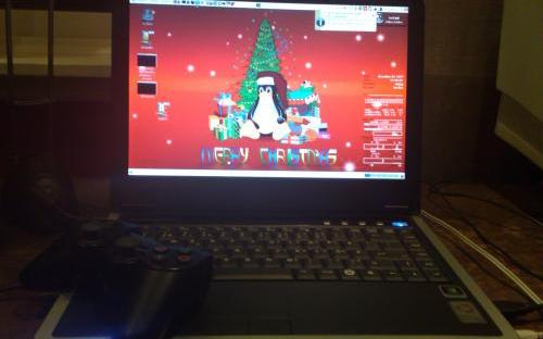 Zepto 6224W, Core 2 Duo, GF 8900M, Ubuntu och en PS3 Sixaxis via Bluetooth